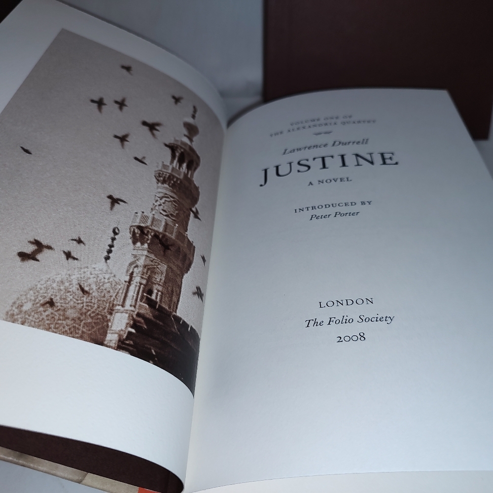 Justine By Lawrence Durrell 2008 The Folio Society New W/Slipcase New View 4